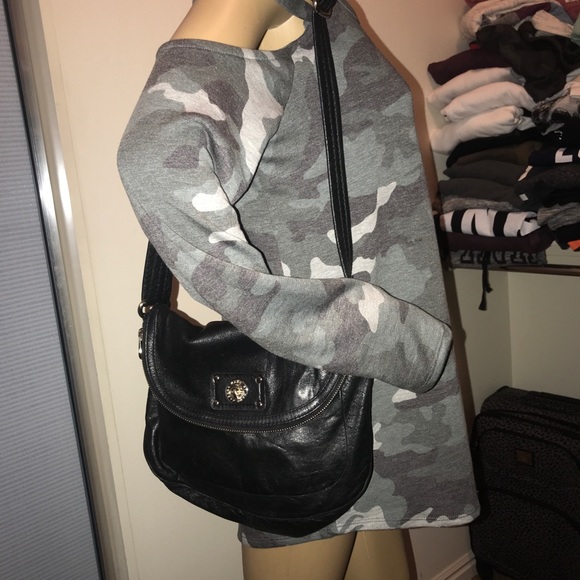 Marc by Marc Jacobs Natasha Turnlock bag - Picture 3 of 8